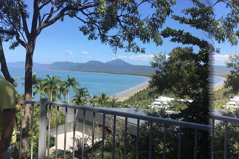 IMAX Private Transfer 7 Guests Cairns Airport To Hotels In Port Douglas - Kempsey Accommodation 4