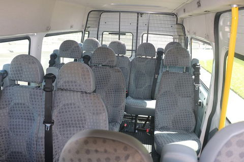 Premium Van, Private Transfer, Palm Cove - Cairns Airport. - Kempsey Accommodation 1