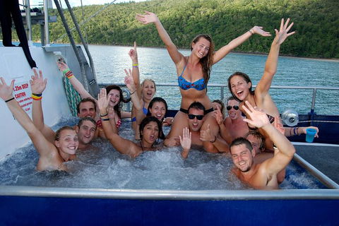 2 Night Whitsunday Islands Cruise On Atlantic Clipper From Airlie Beach - Kempsey Accommodation 5