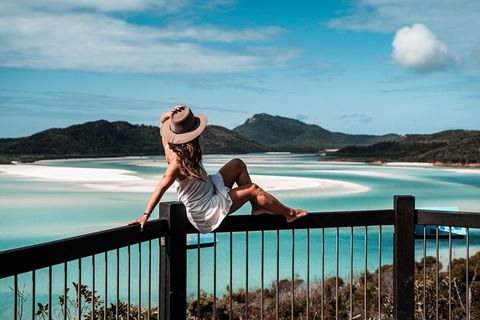 Day Sail The Whitsunday Islands On Atlantic Clipper From Airlie Beach - Kempsey Accommodation 10