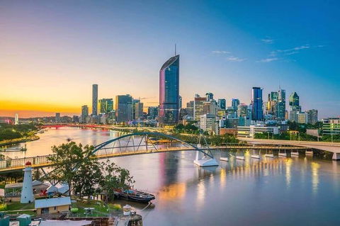 Brisbane Airport Transfers : Brisbane Airport BNE To Brisbane In Luxury Car - Kempsey Accommodation 5