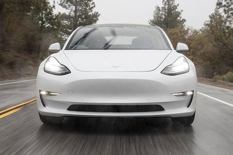 Adelaide Airport Arrival Transfer OR Tour In A Tesla Model3 EV - Kempsey Accommodation 4