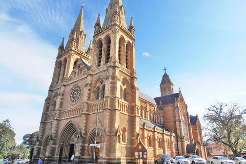 Adelaide Airport Transfers : Adelaide City To Airport ADL In Business Car - Kempsey Accommodation 9