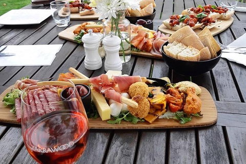 CHEVY CONVERTIBLE TOUR Per Group Up To 4 People. - Kempsey Accommodation 4