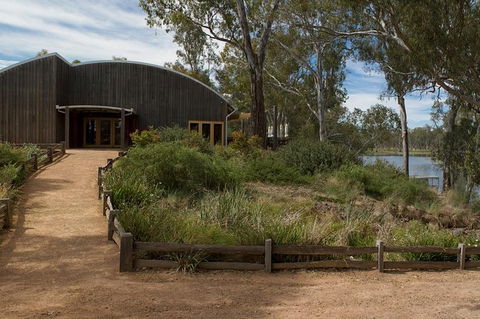 Tahbilk Winery Lunch And Wine Tasting Experience With Local Wine Ambassador - Kempsey Accommodation 6