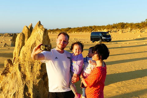 Private, Luxury Pinnacles Tour: Stargazing, Sand-boarding & Sightseeing - Kempsey Accommodation 1