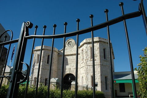 Perth & Fremantle City Explorer With Tram, Prison Tour, Lunch & Optional Cruise - Kempsey Accommodation 6