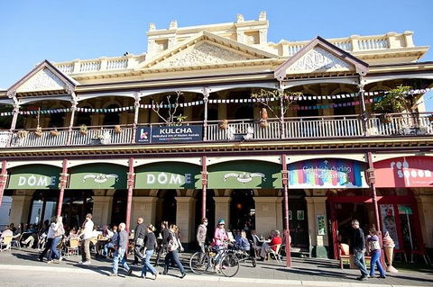 Perth & Fremantle City Explorer With Tram, Prison Tour, Lunch & Optional Cruise - Kempsey Accommodation 1