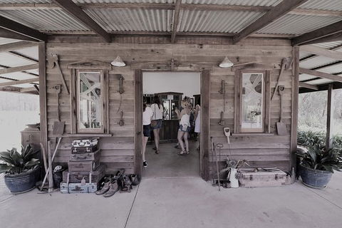 The Favourite 4 Experience - Kempsey Accommodation 0