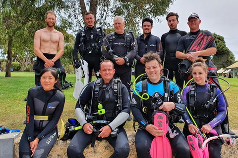 Become A PADI Open Water Diver In 3 Days In Perth - Kempsey Accommodation 3