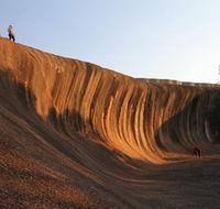 Wave Rock - Kempsey Accommodation