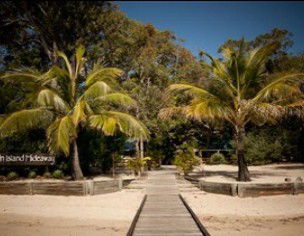 An Island Hideaway - Kempsey Accommodation 1