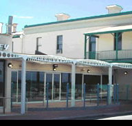 Henley Beach Hotel - Kempsey Accommodation
