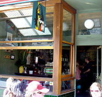 Gypsy Bar - Kempsey Accommodation