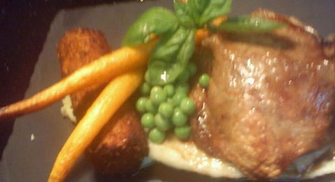 Macauleys Restaurant - Kempsey Accommodation 5