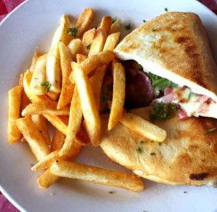 Elio's Osteria - Kempsey Accommodation 1