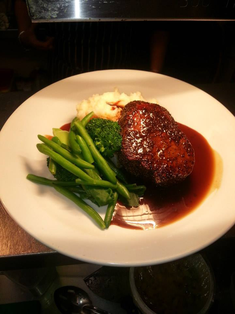 Beresfield Tavern - Kempsey Accommodation 4