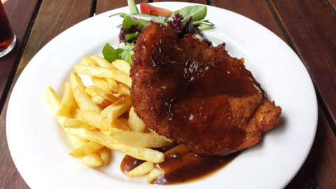 Railway Hotel - Kempsey Accommodation 3