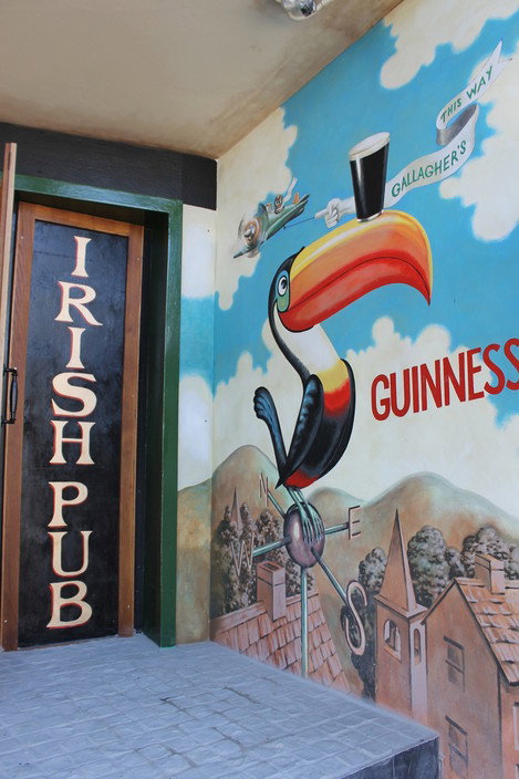 PJ Gallagher's Irish Pub Enfield - Kempsey Accommodation 3