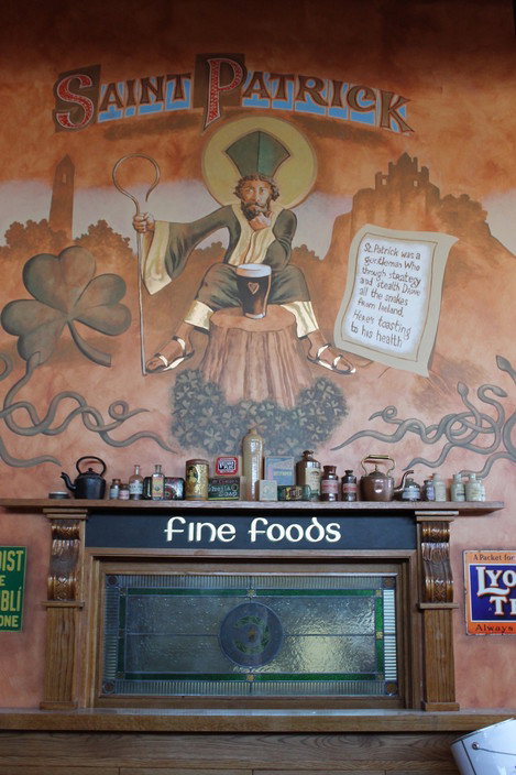 PJ Gallagher's Irish Pub Enfield - Kempsey Accommodation 4