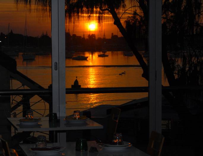 Lighthouse Beach ACT Kempsey Accommodation