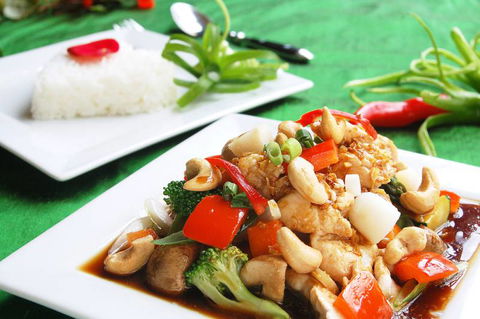 Thai @ 27 - Kempsey Accommodation 2