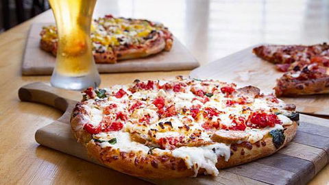 Alfresco Pizzeria & Wine Bar - Kempsey Accommodation 1