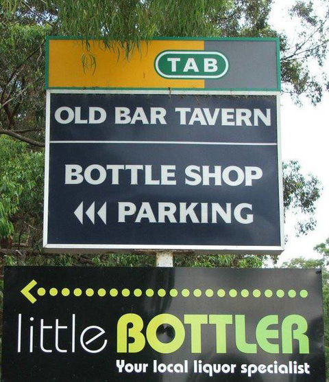 Old Bar Tavern - Kempsey Accommodation 0