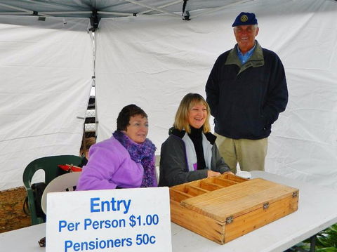 Yarrawonga Mulwala Rotary Club Special Easter Market - Kempsey Accommodation 0