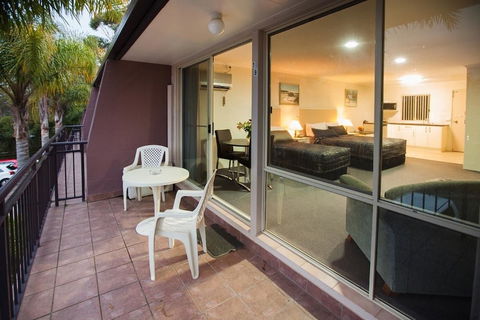 Fairway Motor Inn - Kempsey Accommodation 1