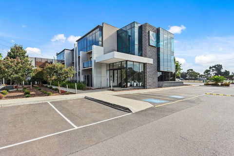 Quality Hotel Taylors Lakes - Kempsey Accommodation 7