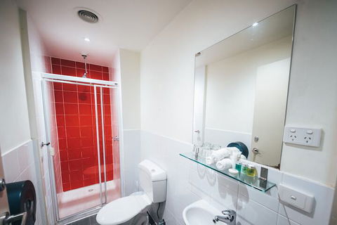 Nomads Melbourne Backpackers - Kempsey Accommodation 6