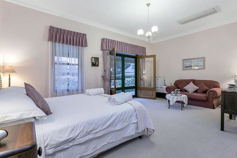 Abbotsford Country House - Kempsey Accommodation 5