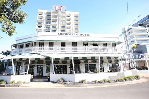 Oaks Townsville Metropole Hotel - Kempsey Accommodation 1
