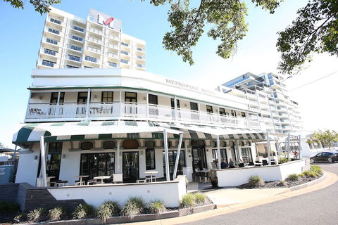 Oaks Townsville Metropole Hotel - Kempsey Accommodation 0