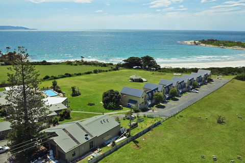 Diamond Island Resort & Bicheno Penguin Show - Kempsey Accommodation 5