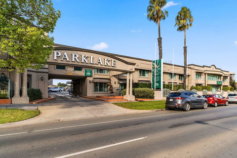 Quality Hotel Parklake Shepparton - Kempsey Accommodation 0