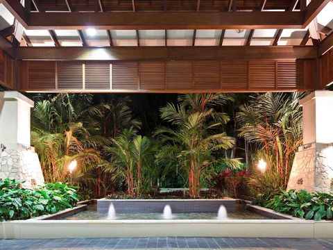 Pullman Palm Cove Sea Temple Resort And Spa - Kempsey Accommodation 1