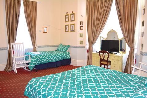 Toorak Manor - Kempsey Accommodation 3