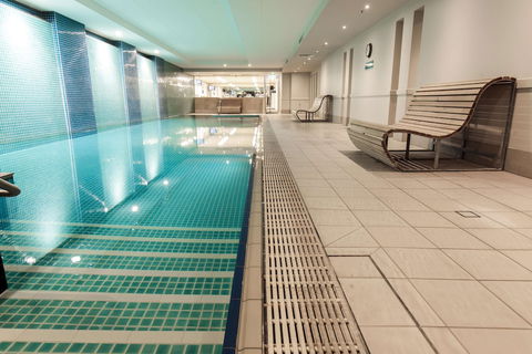 Oaks Glenelg Plaza Pier Suites - Kempsey Accommodation 3