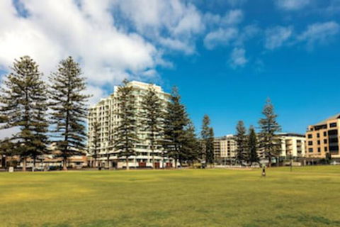 Oaks Glenelg Liberty Suites - Kempsey Accommodation 0