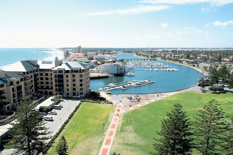 Oaks Glenelg Liberty Suites - Kempsey Accommodation 4
