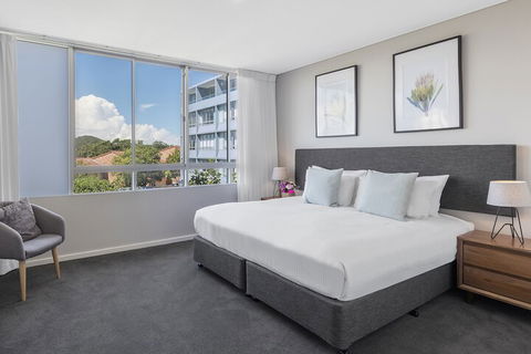 Oaks Nelson Bay Lure Suites - Kempsey Accommodation 2