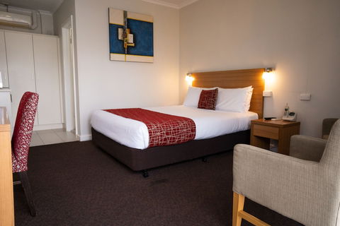 Admiralty Inn - Kempsey Accommodation 4