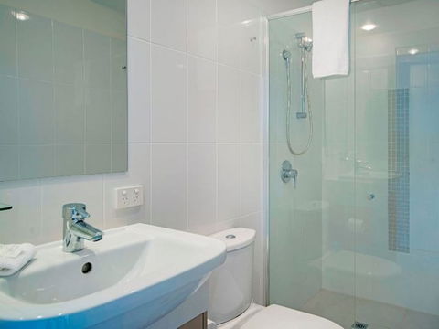 Azzura Greens Resort - Kempsey Accommodation 5