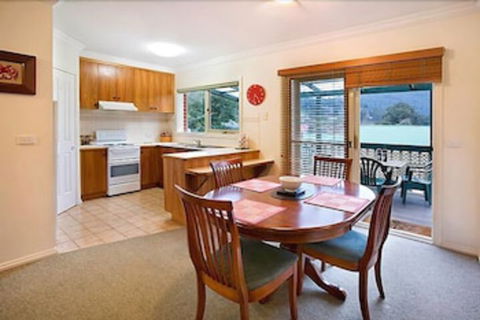 Annie's Escape In Warburton - Kempsey Accommodation 2