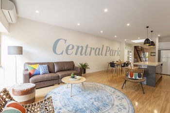 BOUTIQUE STAYS - Central Park - Kempsey Accommodation 0