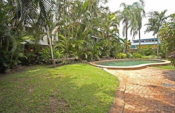 Cairns City Garden Apartment - Kempsey Accommodation 1