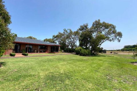 Jacaranda Wey B & B - Kempsey Accommodation 2