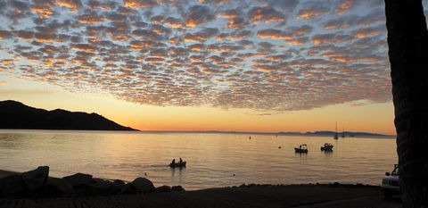 A City Retreat 2BR Apartment Reid Park Townsville - Kempsey Accommodation 1